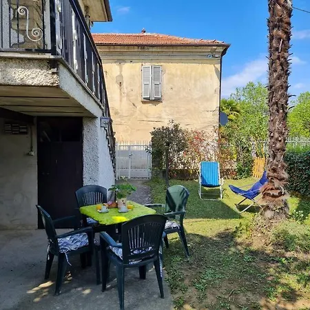 La Casa Del Nonno - House In Langa Holiday home *