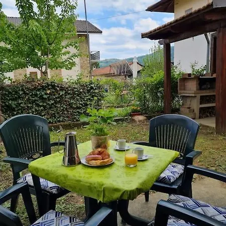 La Casa Del Nonno - House In Langa Дом отдыха *
