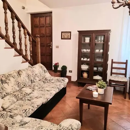 La Casa Del Nonno - House In Langa Дом отдыха Torre Bormida